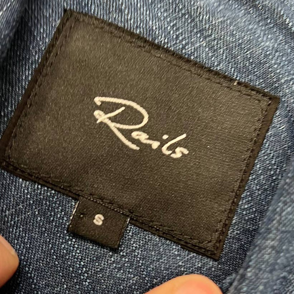 Rails Remi Dark Vintage Wash Western Denim Button Down Size S - Picture 5 of 9